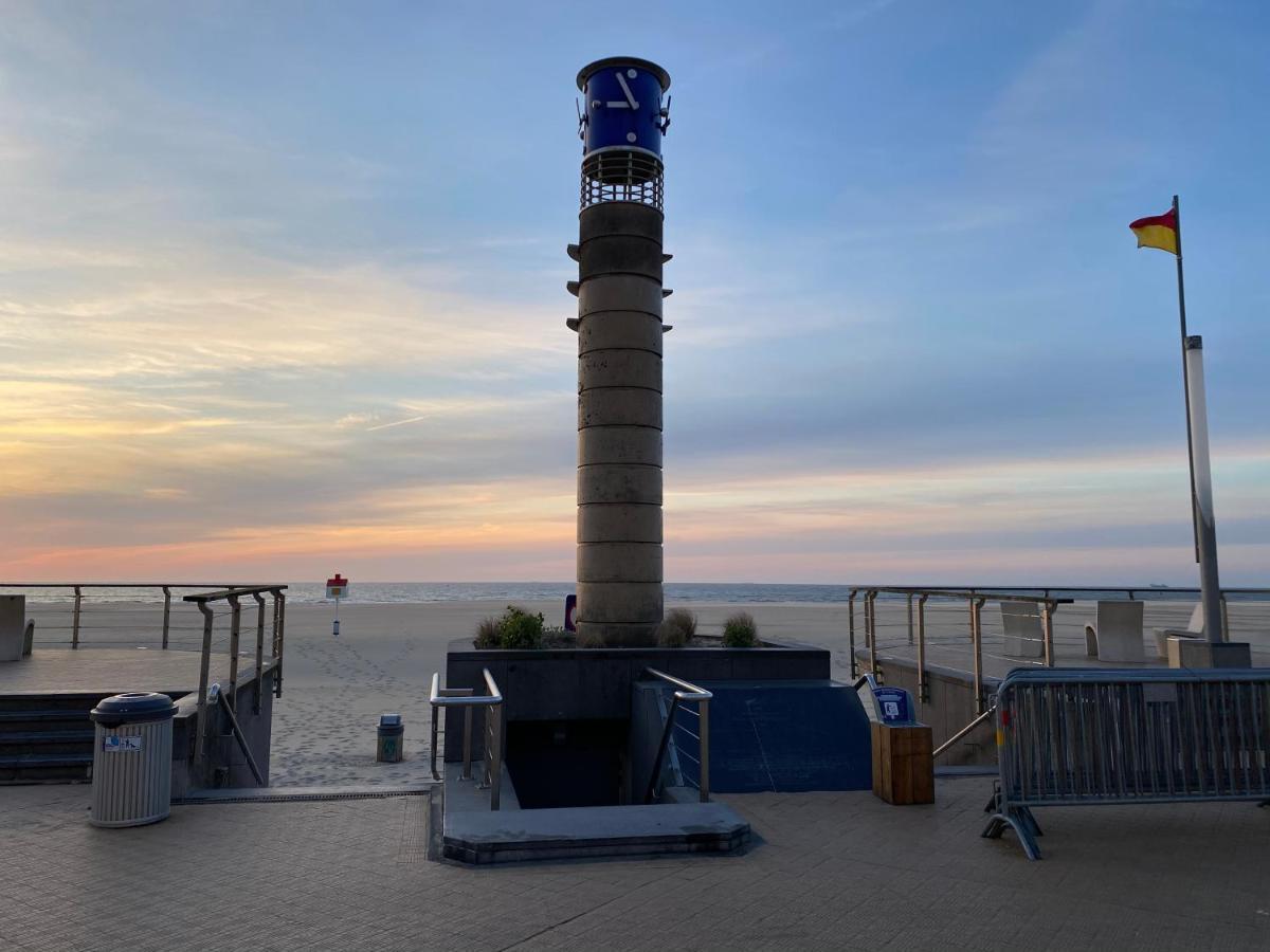 Studio Direct Aan Het Hoofdstrand Van Oostende - Naast Casino Leilighet Eksteriør bilde